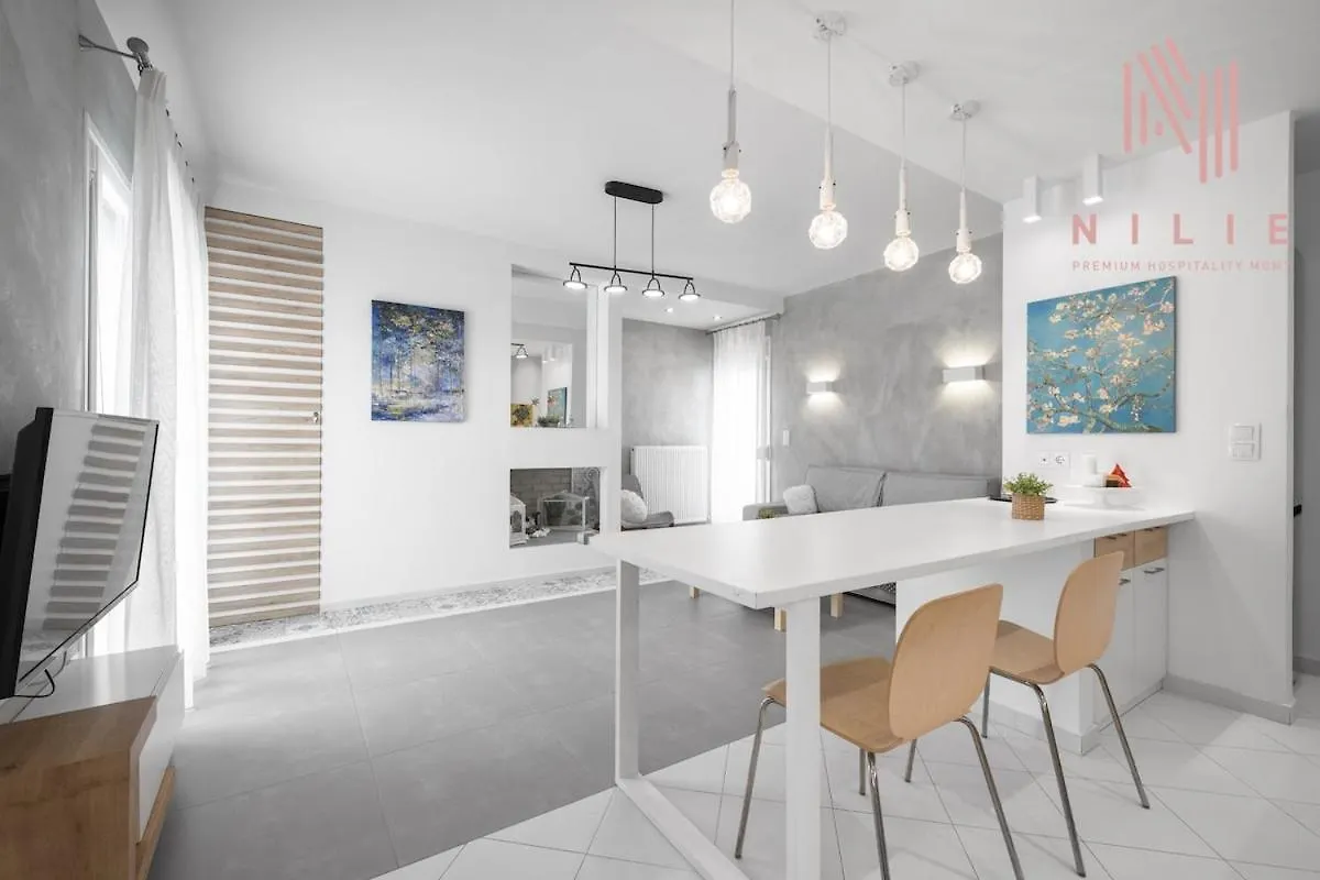Pendente, Nilie Hospitality Mgmt Apartment Thessaloniki 0*,  Greece