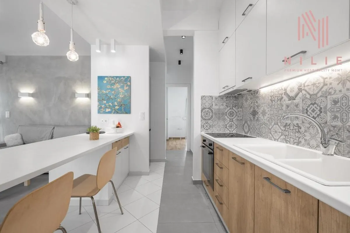 Pendente, Nilie Hospitality Mgmt Apartment Thessaloniki Greece